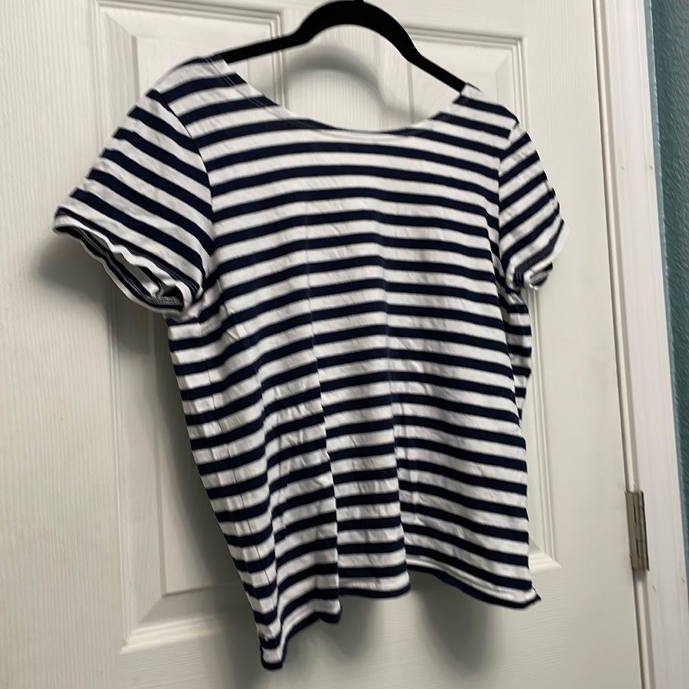 Rip Curl twist back t-shirt | Size Small